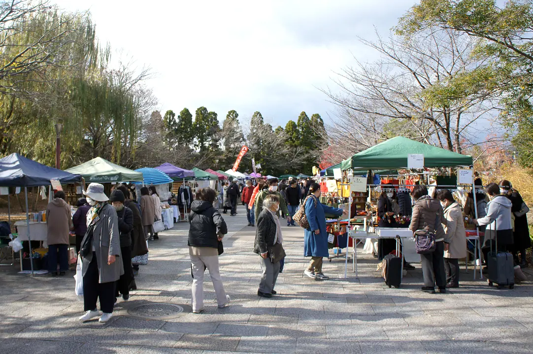 8686 梅小路公園手づくり市ume (002).JPG