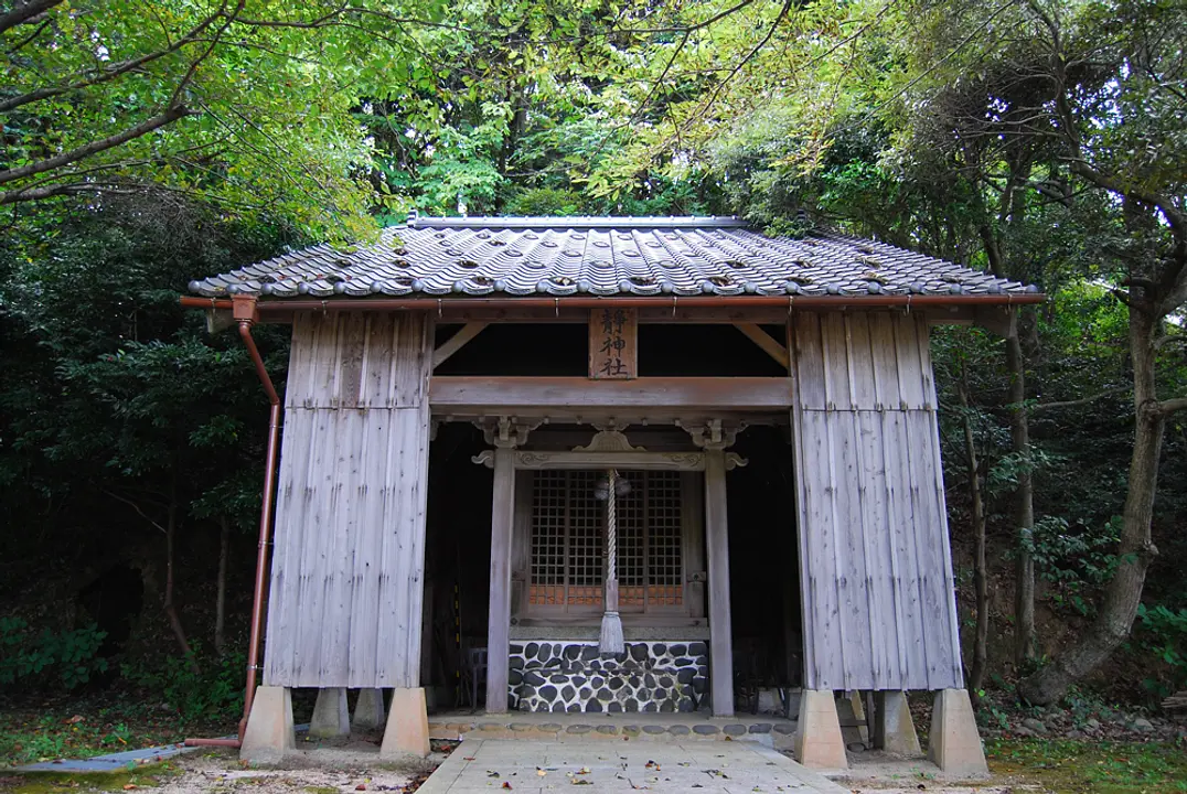 (差替え)647静神社(1).JPG