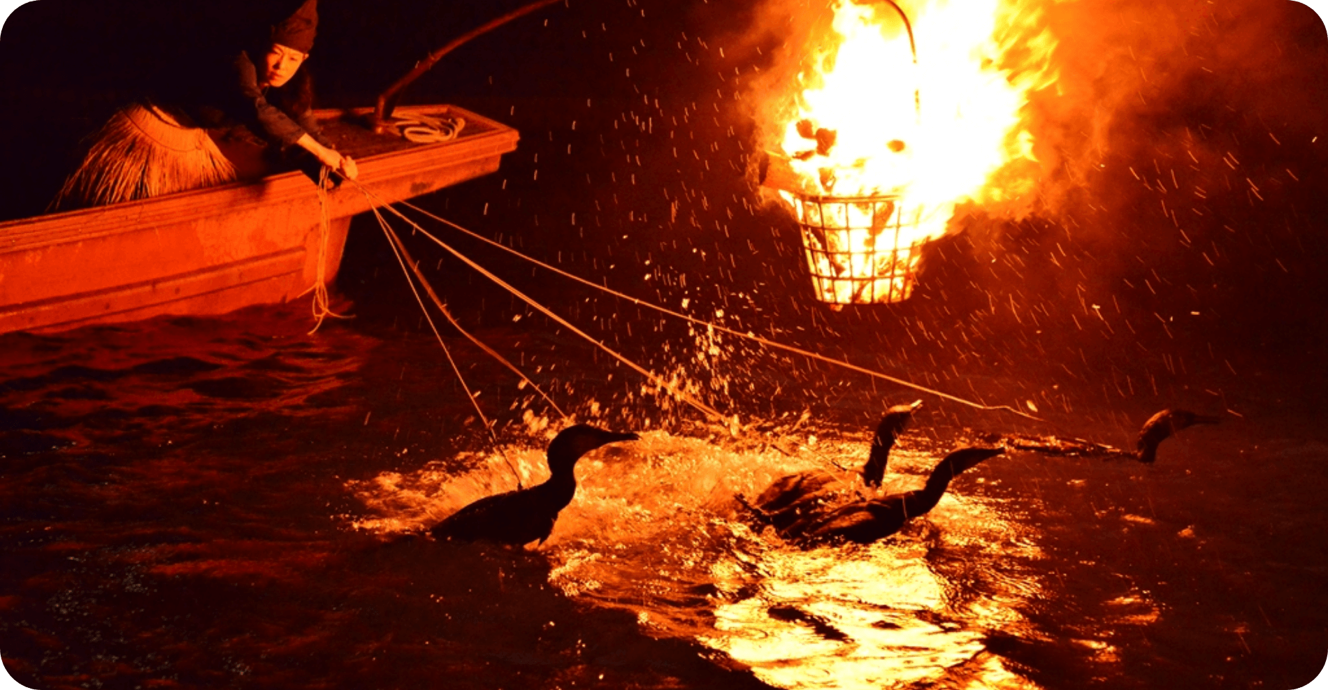 宇治川の鵜飼　©宇治市